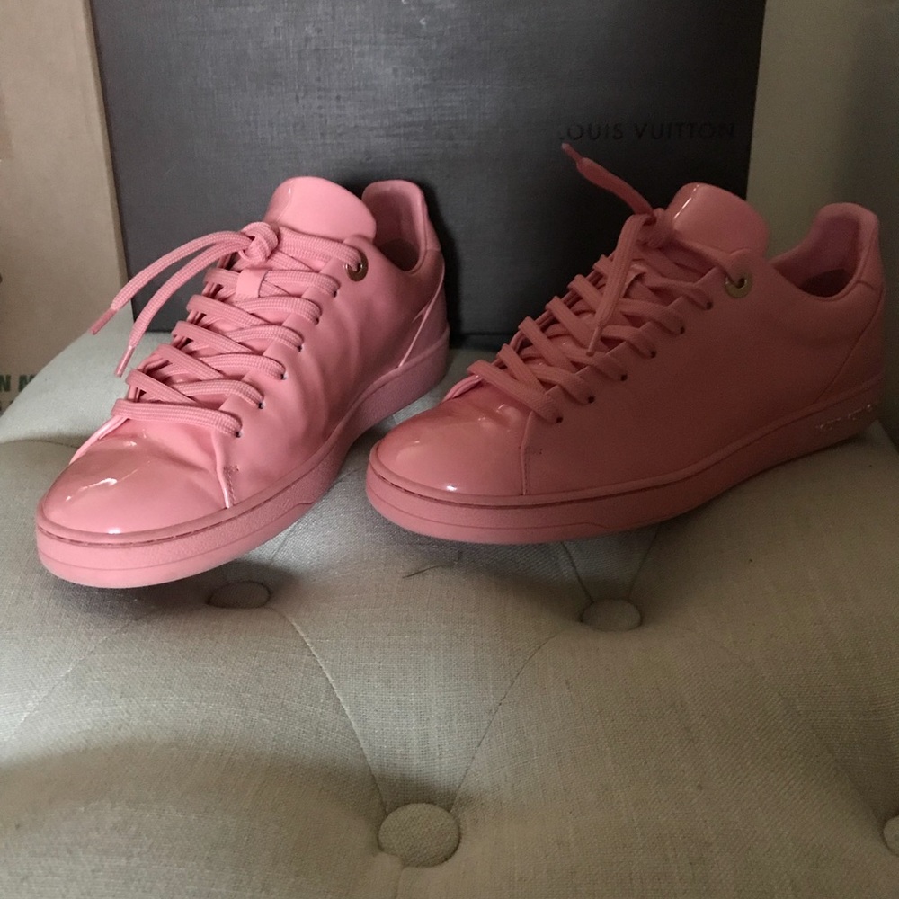 Louis Vuitton Pink Patent Leather Front Row Shoes - Picture 2 of 8